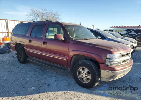 2002 Chevrolet Suburban C1500 из США, поврежденный, VIN 1GNEC16ZX2J325736